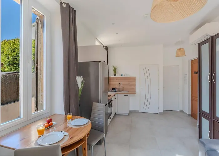 Frgk Historic 1Br Apartment Walk To Palais Ultrafast Wi-Fi Central Cannes דירה *