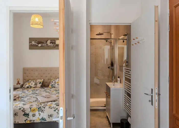 Frgk Historic 1Br Apartment Walk To Palais Ultrafast Wi-Fi Central Cannes דירה קאן